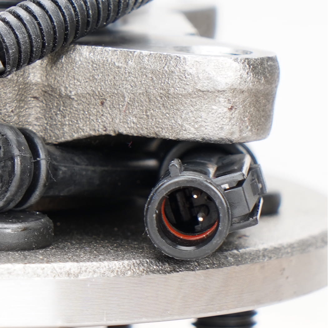 Hanhub 515046 Hub Roda Depan dan Rakitan Bantalan Kompatibel dengan F-150 F-150 Heritage menggantikan SP550207 BR930455 4L3Z1104AB 4L342C530AC FW746 6-lug