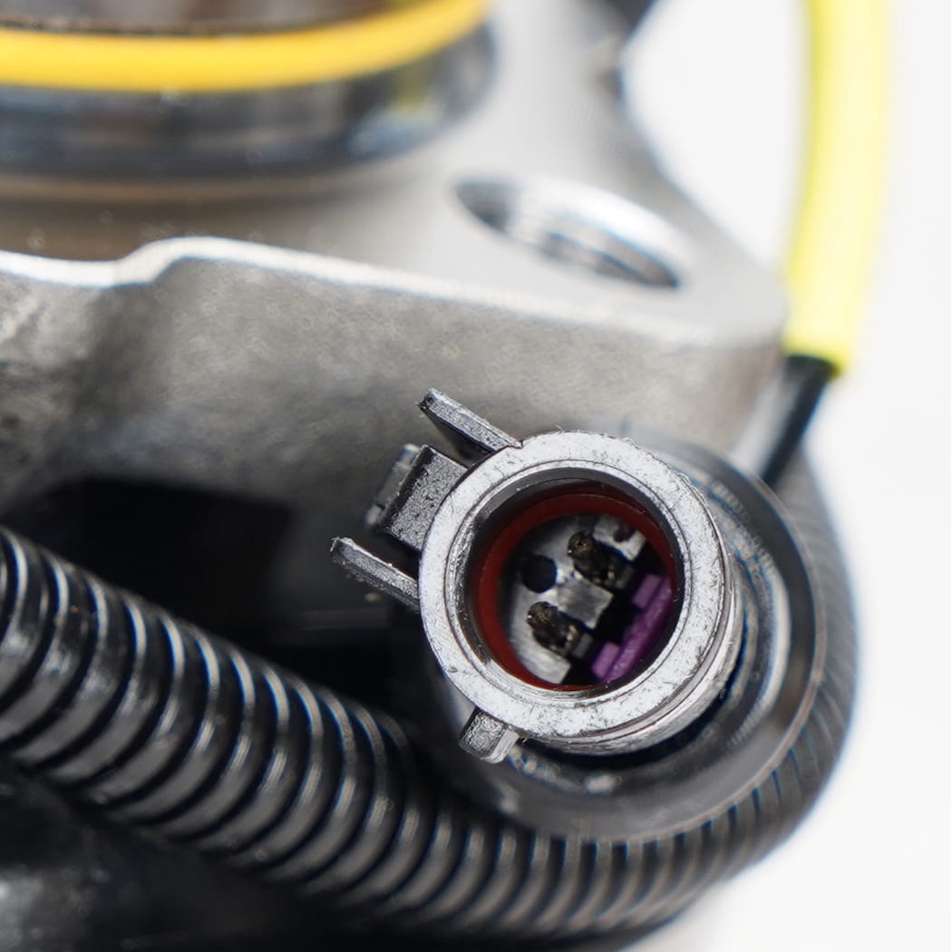 HANHUB 515083 HUB RODA DEPAN DAN BEARING ASSEMBLY Kompatibel dengan F-450 Super Duty F-550 Super Duty menggantikan SP940202 BR930639 7C3Z1104E 6C3Z1104EA 10-lug